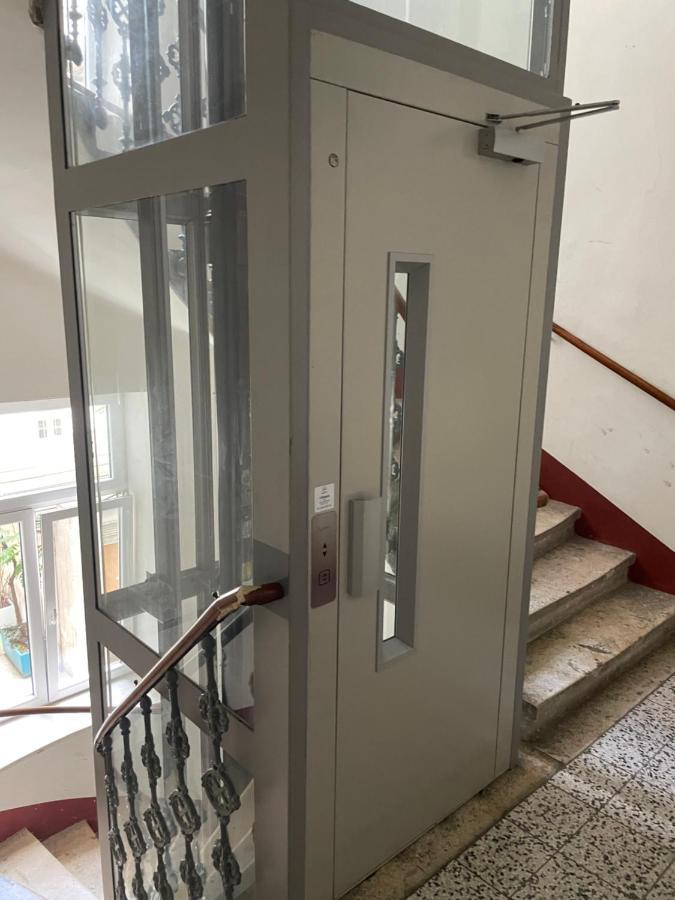 וינה Feel At Home - Self Check In מראה חיצוני תמונה